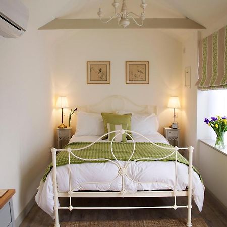 The Coach House Bed and Breakfast Rudgwick Exteriör bild